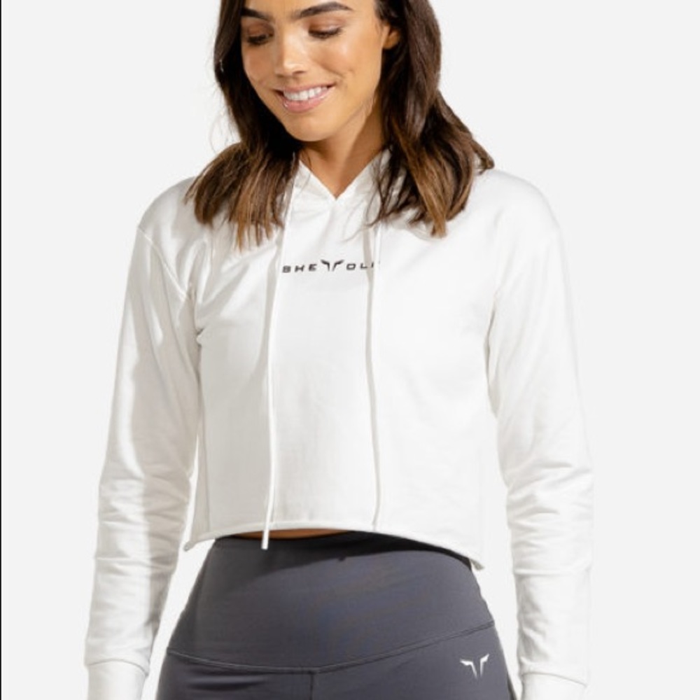 Wear wolf cropped white hoodie